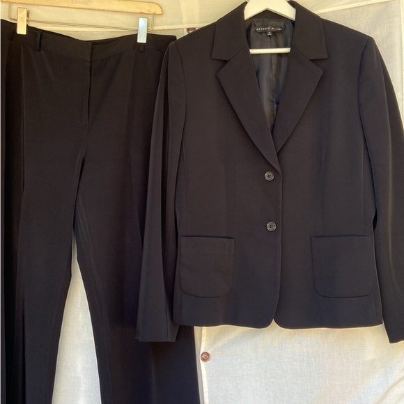 ANTONIO MELANI Black Blazer & Suit Jacket and Pants Sz 14 Women’s like new!!! - Picture 2 of 10